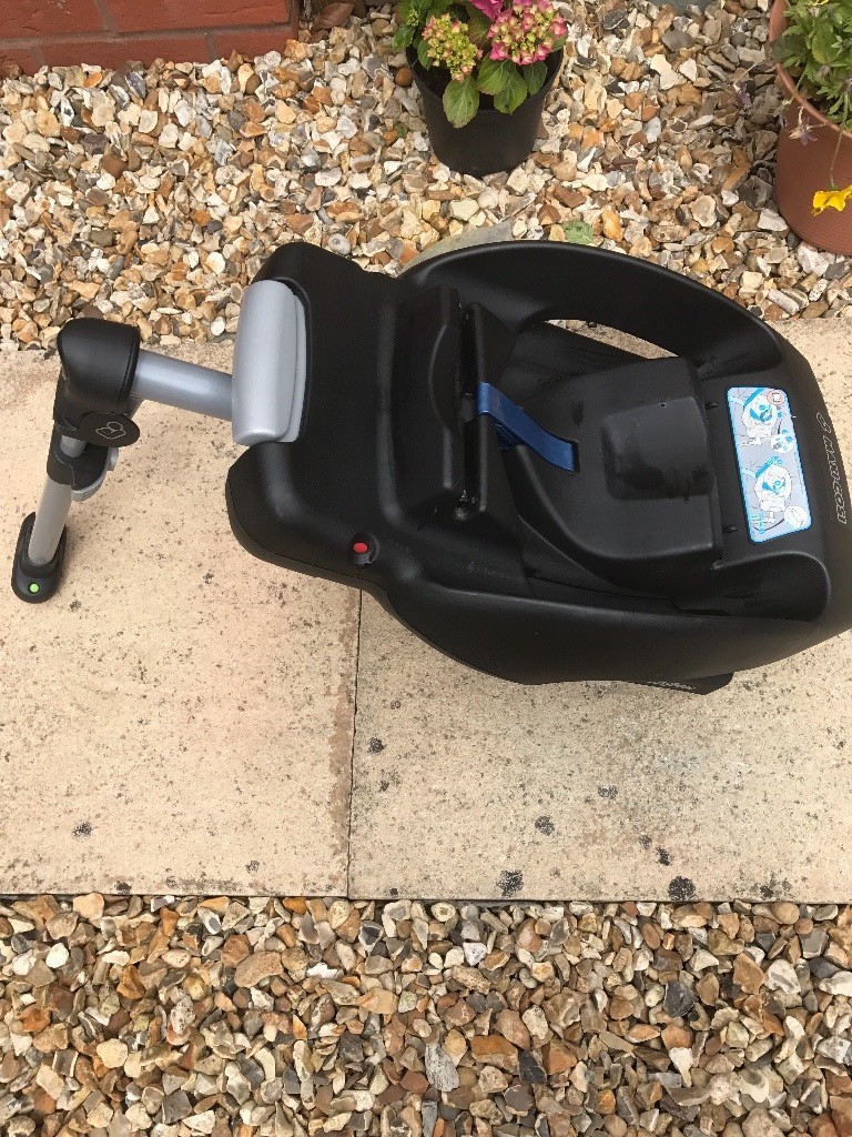 maxi cosi easyfix base compatible with what seats